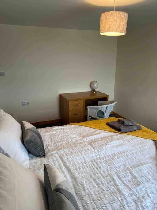 2 Bedroom House Overlooking Pierowall Bay, Westray Exterior foto